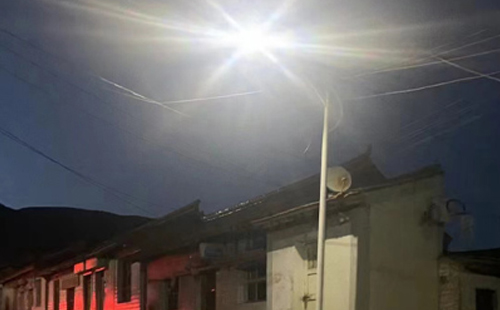 农村院子里最适合的临洮太阳能路灯亮度与安装要点 农村院子里最适合的临洮太阳能路灯亮度与安装要点